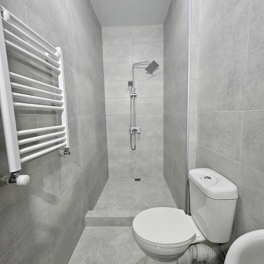 Memory Basket Hotel Kutaisi Bagian luar foto
